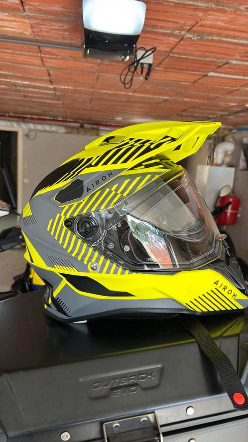 Airoh helm M, Motoren, Kleding | Motorhelmen, M, Ophalen of Verzenden