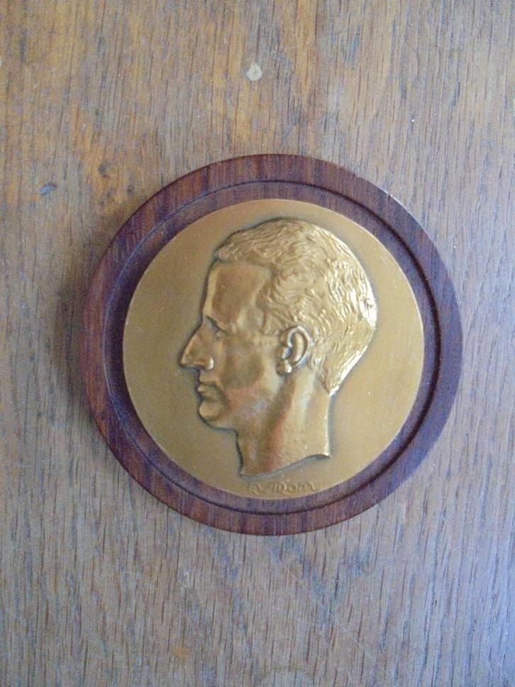Koning Boudewijn 1  Ontwerp Munt, Antiek en Kunst, Kunst | Beelden en Houtsnijwerken, Verzenden