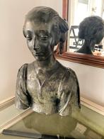 Standbeeld jonge konigin Elisabeth, Ophalen, Zo goed als nieuw