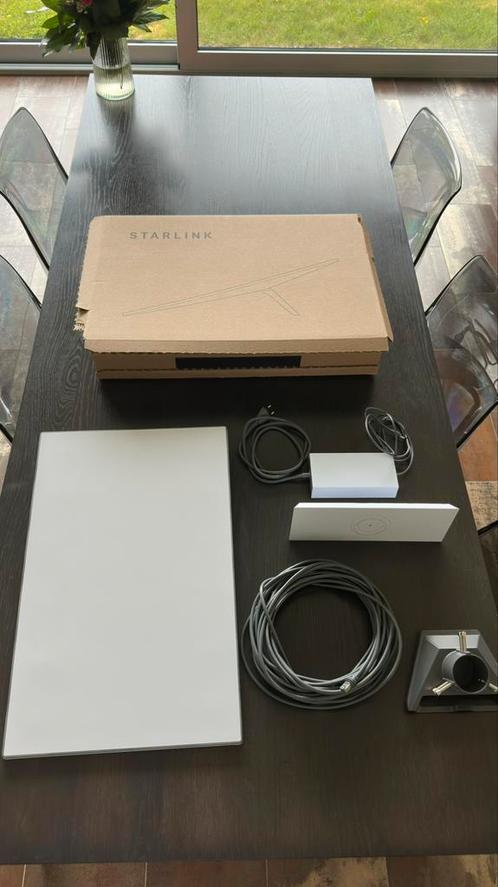 Starlink v4, Telecommunicatie, Antennes en Masten, Zo goed als nieuw, Antenne, Ophalen