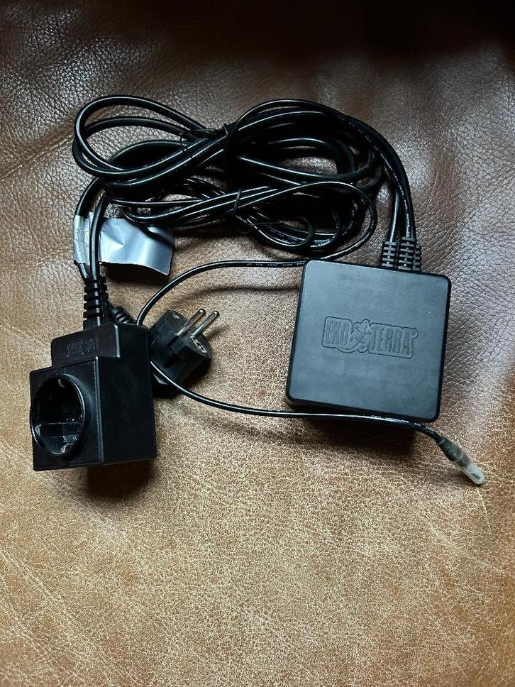 exo terra thermostaat 100w, Animaux & Accessoires, Reptiles & Amphibiens | Accessoires, Utilisé, Autres types, Enlèvement