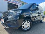 Combo Life 1.2 Turbo, Automaat, Carplay, 2Schuifd., 4 cilinders, Emergency brake assist, Zwart, 5 zetels