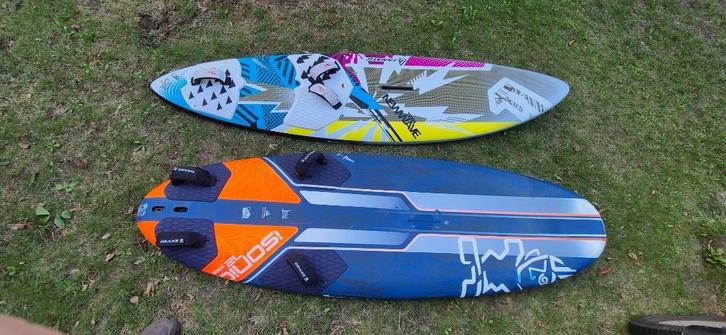 Starboard Isonic 72cm, fanatic twin newwave 93 L, Watersport en Boten, Windsurfen, Zo goed als nieuw, Plank, Minder dan 250 cm