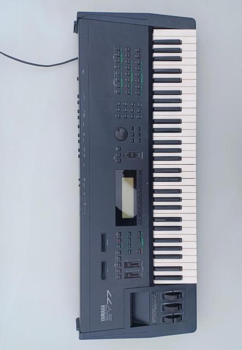 Yamaha SY77 FM synthesizer, Muziek en Instrumenten, Synthesizers, Gebruikt, 61 toetsen, Yamaha, Met midi-aansluiting, Ophalen of Verzenden