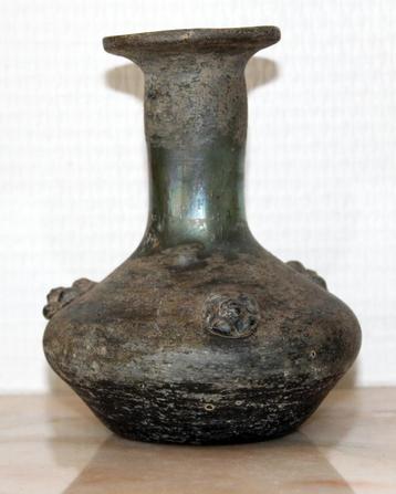 Vase romain. Verre bleu. 12 cm de haut