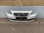 voorbumper volvo V50 / S40 2007 tot 2012 wit bumper 30744904, Auto-onderdelen, Gebruikt, Voor, Ophalen of Verzenden, Volvo