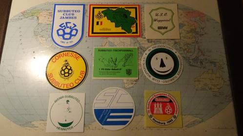 Set van 9 SUBBUTEO stickers - Tafelvoetbal - Vintage, Hobby en Vrije tijd, Gezelschapsspellen | Bordspellen, Zo goed als nieuw
