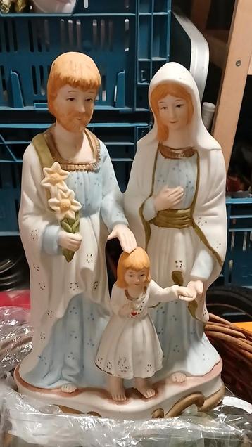 Heilige Familie beeld. beschikbaar voor biedingen