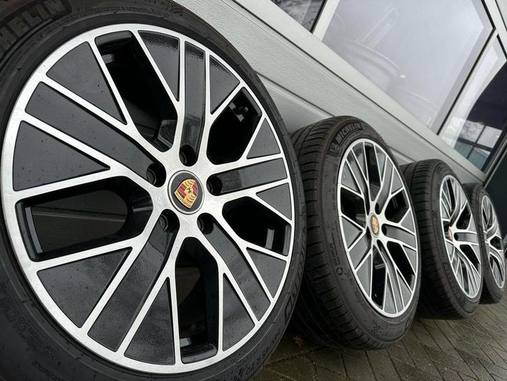 20 inch Porsche Taycan  E-Hyrbid S Turbo Aero velgen banden, Auto-onderdelen, Banden en Velgen, Banden en Velgen, Zomerbanden