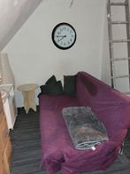 Clic clac zetelbed ikea GRIJS (rode overtrekhoes), Huis en Inrichting, Slaapkamer | Slaapbanken, Ophalen, Gebruikt, Rood