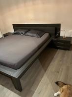 Bed incl lattenbodem en nachtkastjes, Deux personnes, Brun, 180 cm, Modern