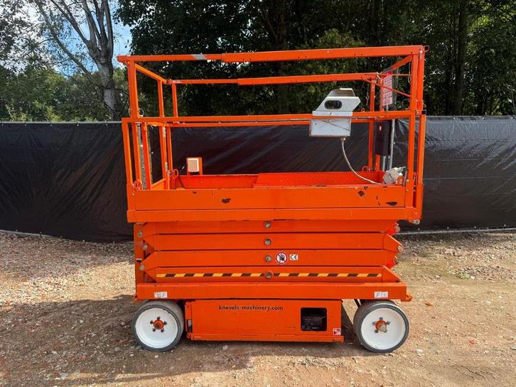 Schaarlift Skyjack 10m., Doe-het-zelf en Bouw, Ladders en Trappen, Ladder, Ophalen