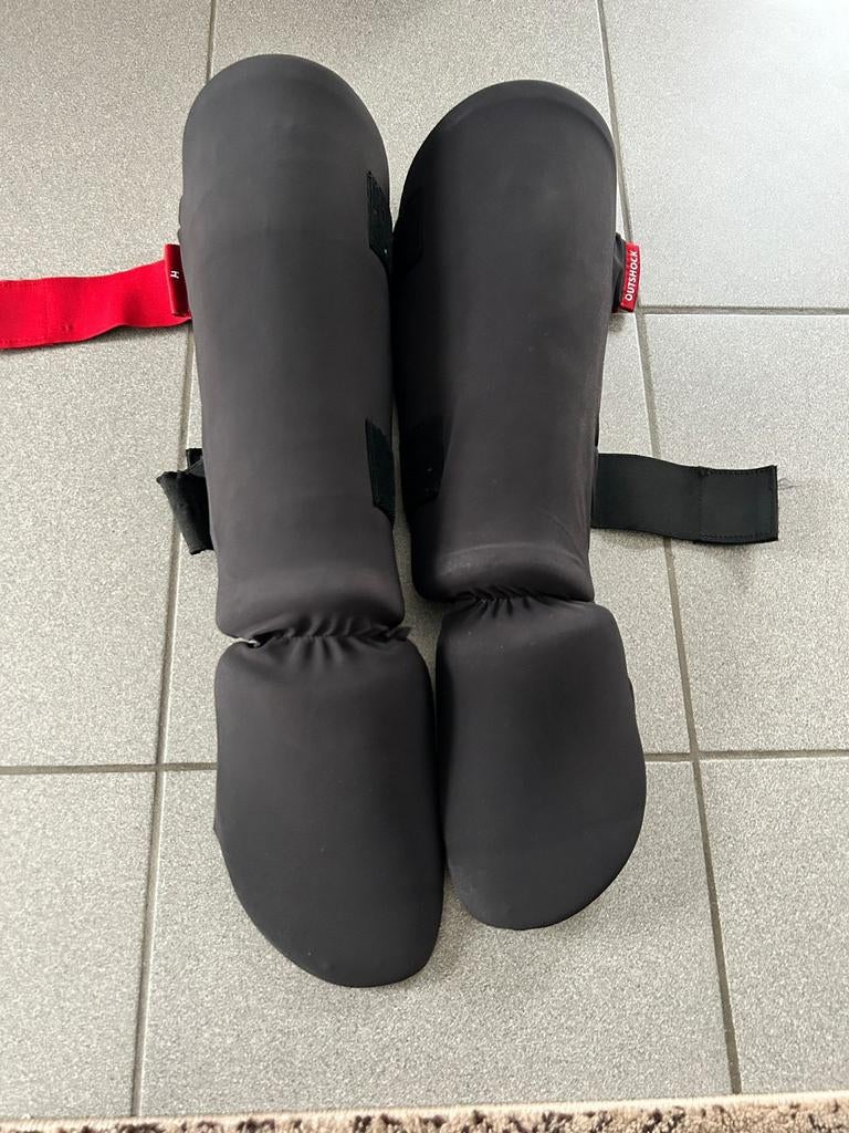 Scheenbeschermers 2 paar, Sport en Fitness, Vechtsporten en Zelfverdediging, Maat M, Ophalen of Verzenden, Gebruikt