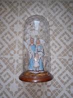 Globe religieux 20 cm en verre avec sujet en biscuits, Antiquités & Art, Enlèvement ou Envoi