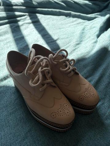 Bibi lou schoenen  beschikbaar voor biedingen