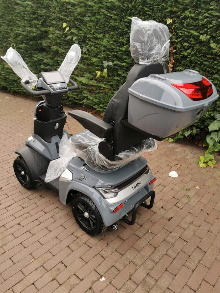 Scootmobiel falcon lithium battery meer info 0488826971, Diversen, Rolstoelen, Zo goed als nieuw, Elektrische rolstoel, Inklapbaar