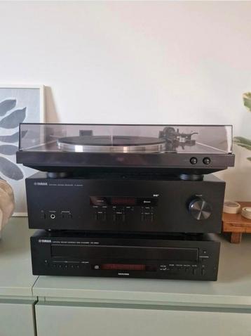 Recente Yamaha Receiver + 5 CD Lader + Denon platenspeler  beschikbaar voor biedingen