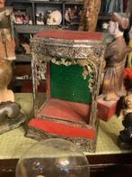 Religieuze vitrine 17e/18e eeuws ( Italië)., Antiek en Kunst, Antiek | Religieuze voorwerpen, Ophalen