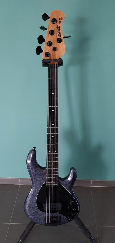 Music Man Dark Ray 5 Starry Night, Muziek en Instrumenten, Snaarinstrumenten | Gitaren | Bas, Zo goed als nieuw, Ophalen