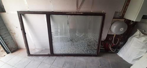 Raamkozijn met draaikip rechts, Doe-het-zelf en Bouw, Raamkozijnen en Schuifdeuren, Gebruikt, Raamkozijn, Kunststof, 75 tot 150 cm