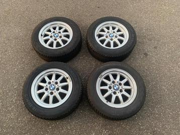 zomerbanden set BMW 15 inch 5x120 72,5 alluminium velgen beschikbaar voor biedingen