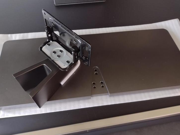 TV standaard Philips NIEUW - zilverkleurig, Audio, Tv en Foto, Televisies, Nieuw, LCD, 40 tot 60 cm, Philips, Ophalen of Verzenden