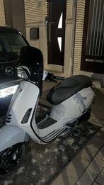 Vespa sprint, Ophalen of Verzenden, Zo goed als nieuw