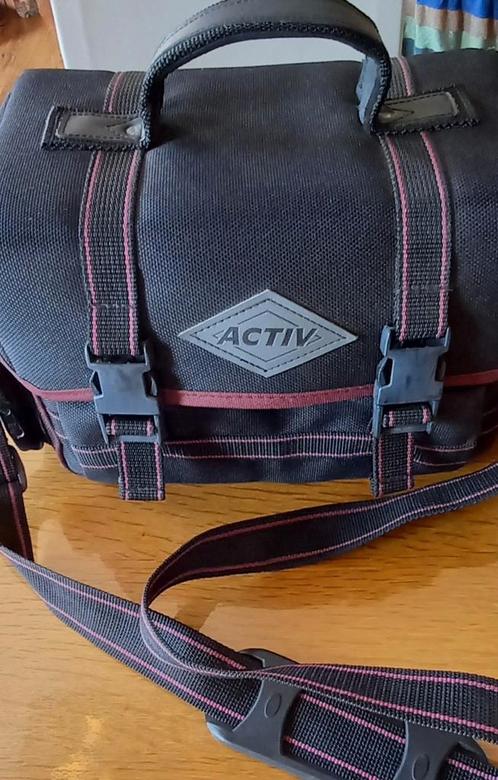 Camera of fototoestel tas Activ, Audio, Tv en Foto, Foto | Cameratassen, Zo goed als nieuw, Ophalen of Verzenden