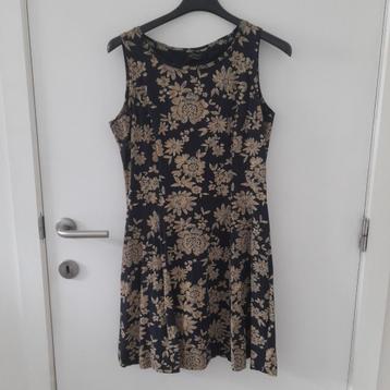 Kleedje zwart/goud maat S, Kleding | Dames, Jurken, Zwart, Ophalen of Verzenden, Zo goed als nieuw, Maat 36 (S)