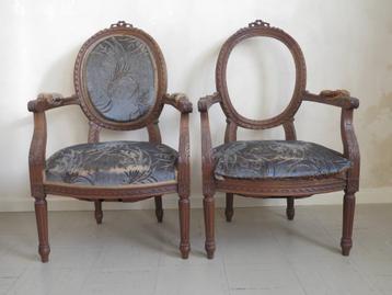2 stoelen antiek beschikbaar voor biedingen