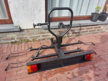Fietsdrager te koop beschikbaar voor biedingen