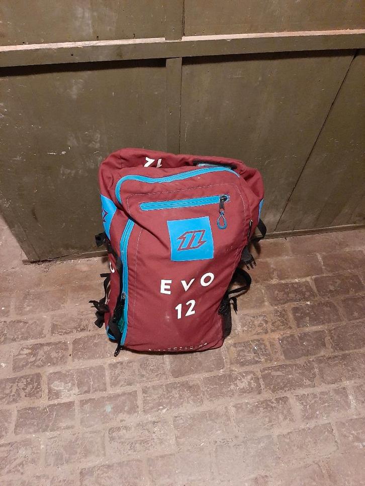 Pack complet kite surf Duotone Evo 12m Cabrinha accessoires, Sports nautiques & Bateaux, Kitesurf, Comme neuf, Ensemble de kite