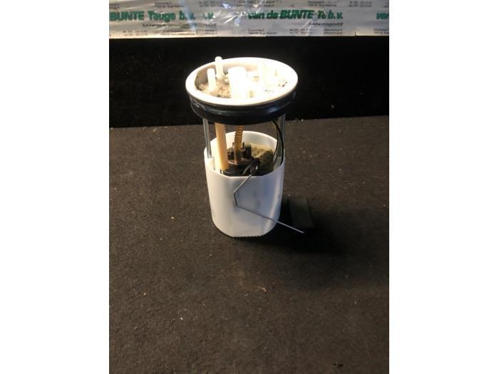 Brandstofpomp Elektrisch van een Volkswagen Polo, Auto-onderdelen, Brandstofsystemen, Volkswagen, Gebruikt, 3 maanden garantie