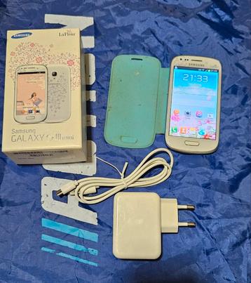 Samsung Galaxy S3 mini, avec boîte et accessoires, Enlèvement ou Envoi, Comme neuf