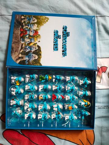 Volledige doos smurfen beschikbaar voor biedingen