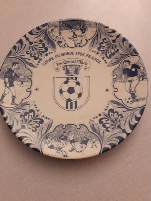 Assiette ancienne, bleu de Delft, coupe du monde 1998 France, Collections, Articles de Sport & Football, Comme neuf, Autres types