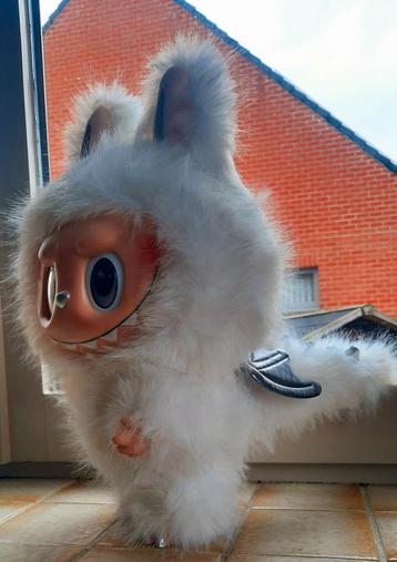 Grote Labubu POP MART The Monsters, limited edition. beschikbaar voor biedingen