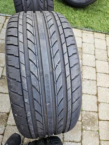 Banden met velg beschikbaar voor biedingen