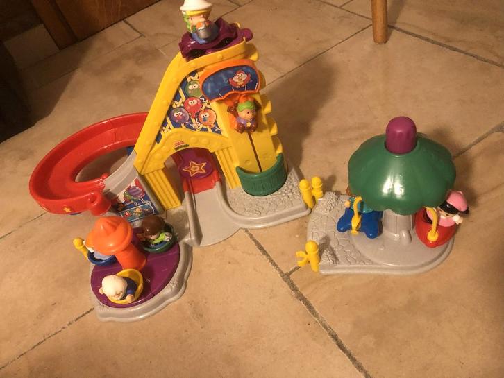 Fisher price autobaan, Kinderen en Baby's, Speelgoed | Fisher-Price, Zo goed als nieuw, Auto of Voertuig, Met geluid, Ophalen
