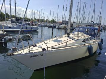Sigma 36 (1984) – zeewaardige performance cruiser beschikbaar voor biedingen