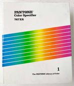 Spécificateur de couleur Pantone, Livres, Catalogues & Dépliants, Enlèvement ou Envoi, Comme neuf, Catalogue