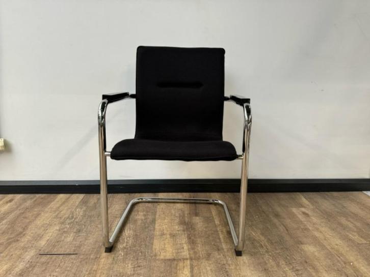 Vergaderstoelen zwart chrome sledeframe, Hobby en Vrije tijd, Vilt, Ophalen of Verzenden