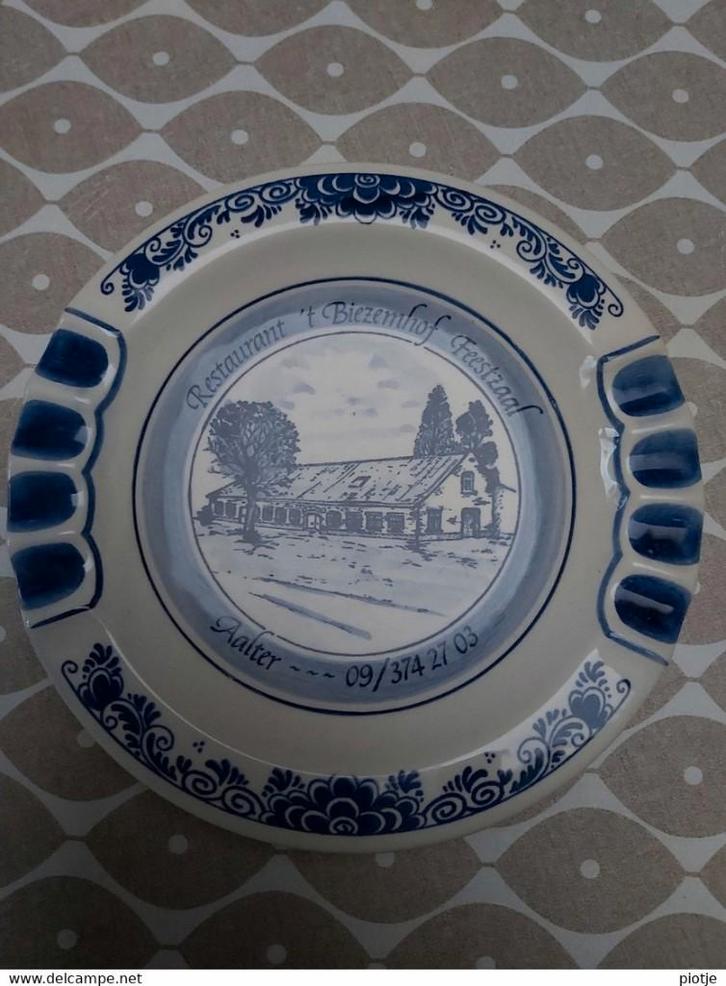 Aalter Delfts Blauw restaurant Biezemhof (asbak - cendrier), Antiek en Kunst, Antiek | Keramiek en Aardewerk, Ophalen of Verzenden