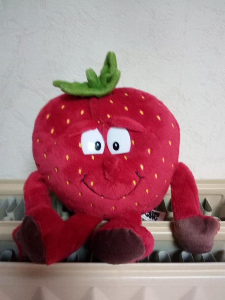 Peluches Rigolotes 5 Différentes (Fruits/Légumes), Kinderen en Baby's, Speelgoed | Knuffels en Pluche, Nieuw, Overige typen, Ophalen