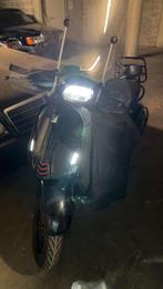 Vespa sprint iget te koop (B KLASSE), Fietsen en Brommers, Ophalen, Gebruikt