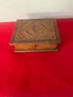 Houten kistje met sleutel, Huis en Inrichting, Woonaccessoires | Kisten, Ophalen, Gebruikt
