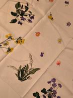 Kreier bloemetjes tafelkleed, Huis en Inrichting, Ophalen