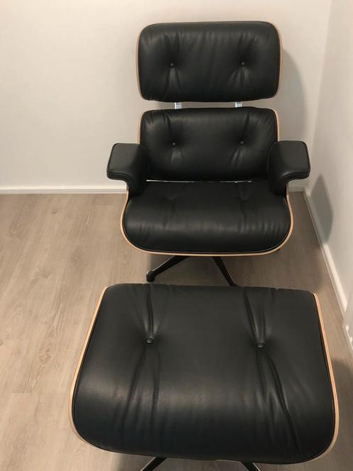 Eames Lounge Chair & Ottoman, Huis en Inrichting, Fauteuils, Nieuw, Leer, Ophalen