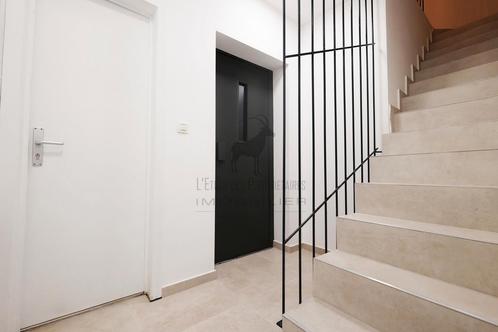 Maison à vendre à La Louviere, 3 chambres, Immo, Huizen en Appartementen te koop, Vrijstaande woning