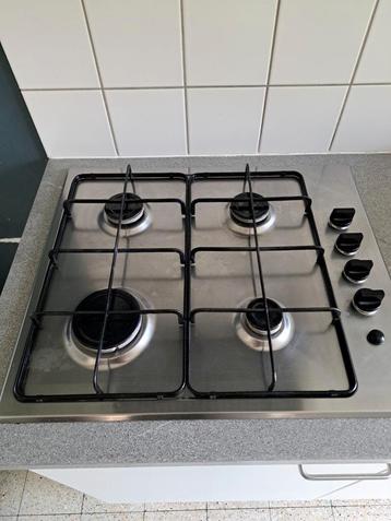 Gas kookplaat en dampkap zanussi  beschikbaar voor biedingen